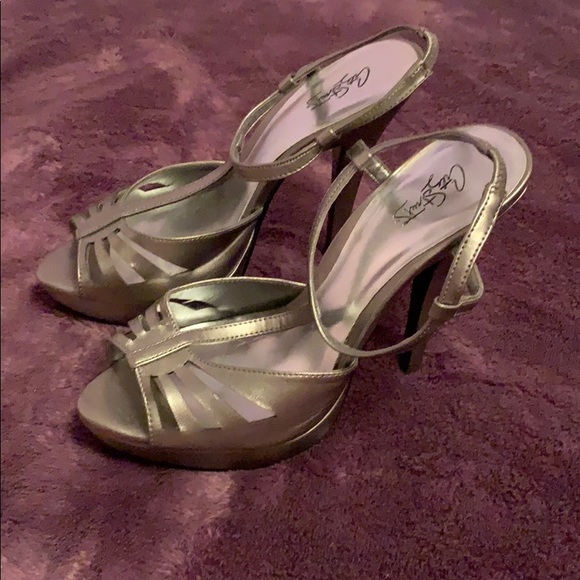 City Streets Heels - Picture 2 of 4